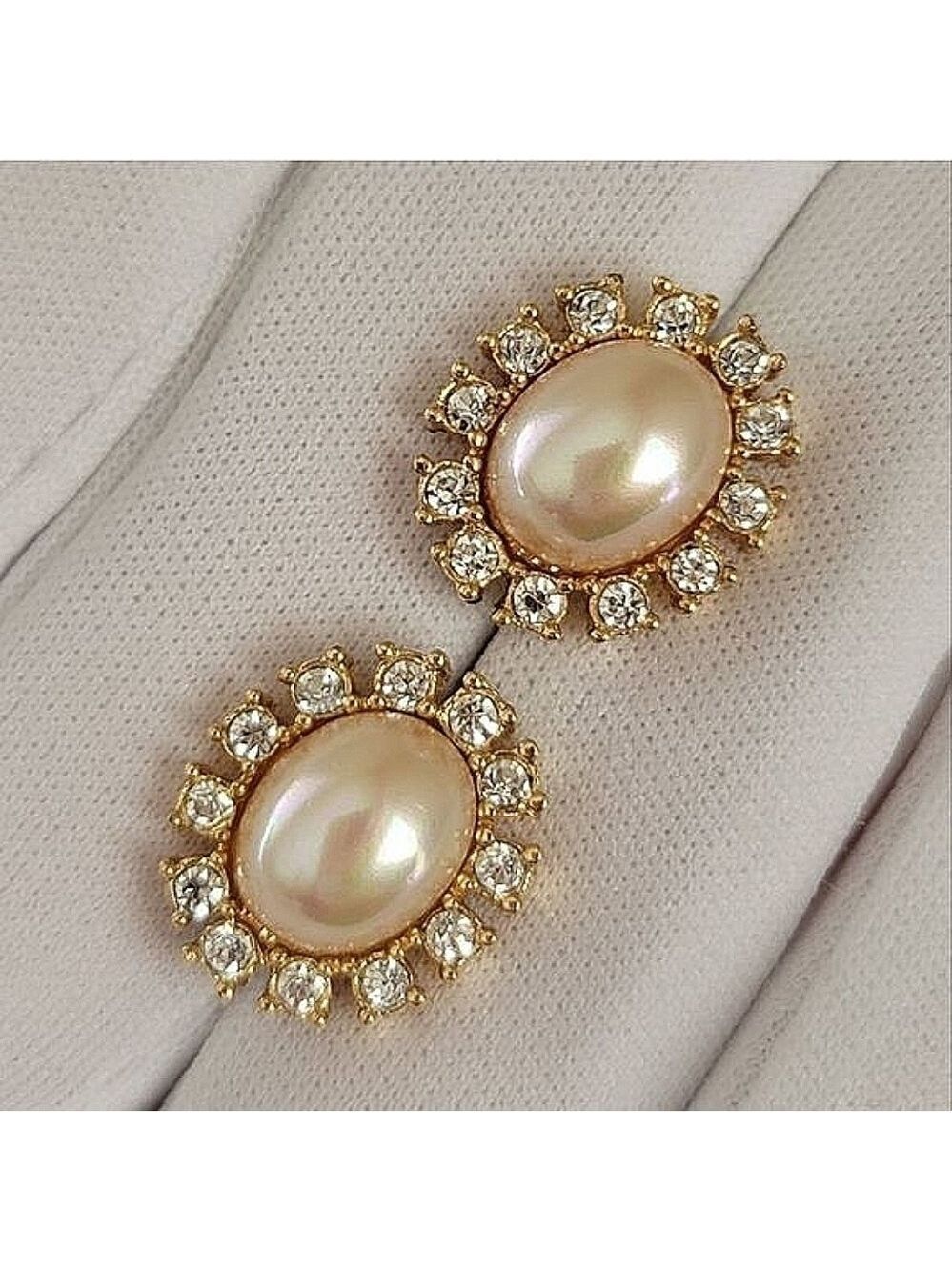 Earrings 𝅺Gold Tone Crystal & Faux Pearl Earrings #0041